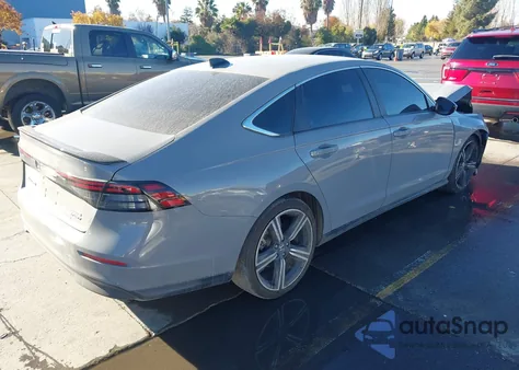 2024 Honda Accord Hybrid Sport z USA, uszkodzony, nr VIN 1HGCY2F58RA002009